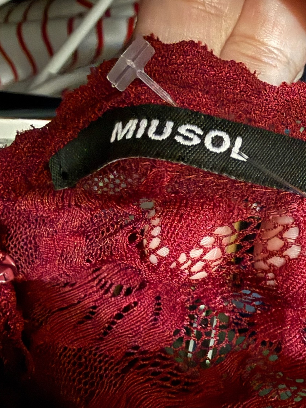 MIUSOL Burgundy Lace Maxi Dress Size XLFormal Evening Gown with Train Minor Flaw - Picture 9 of 11